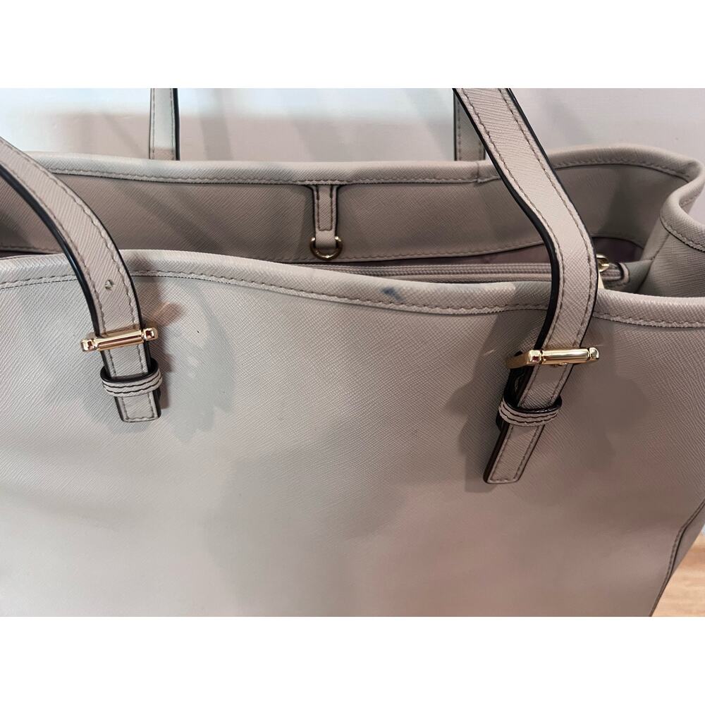 Michael Kors Jet‎ Set Large Tote Bags - Picture 5 of 13